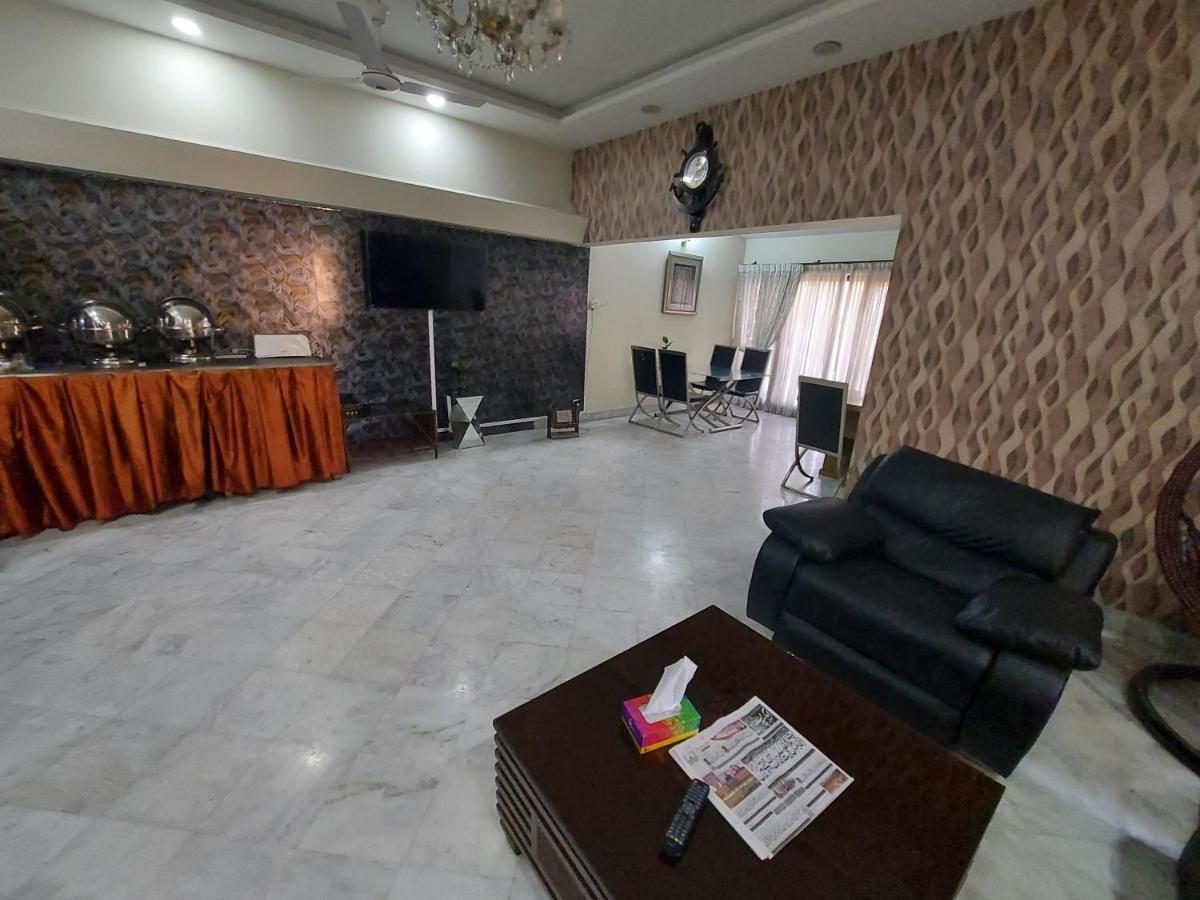 Casa Blanca Boutique Guest House Islamabad Exterior photo