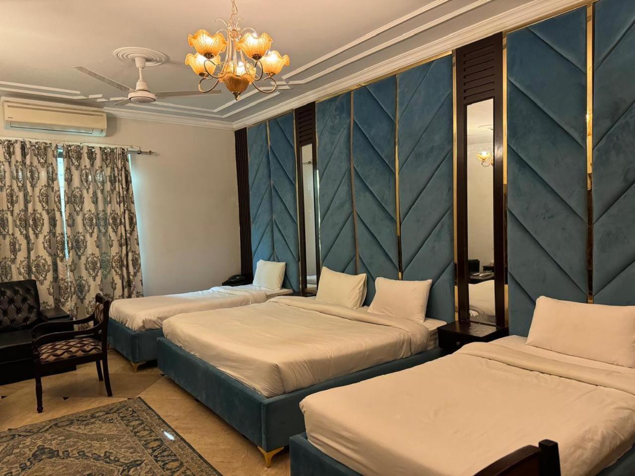 Casa Blanca Boutique Guest House Islamabad Room photo