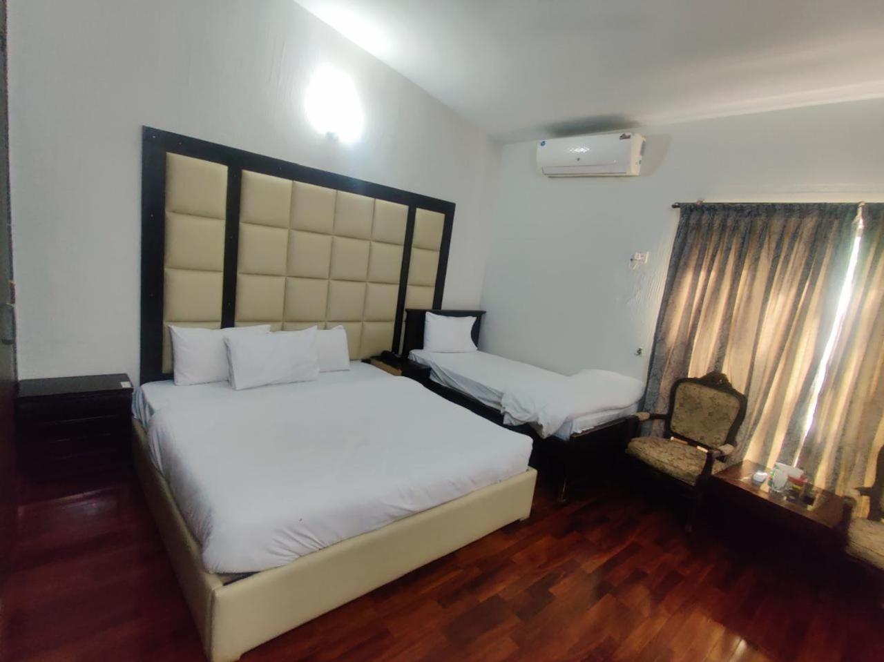 Casa Blanca Boutique Guest House Islamabad Exterior photo