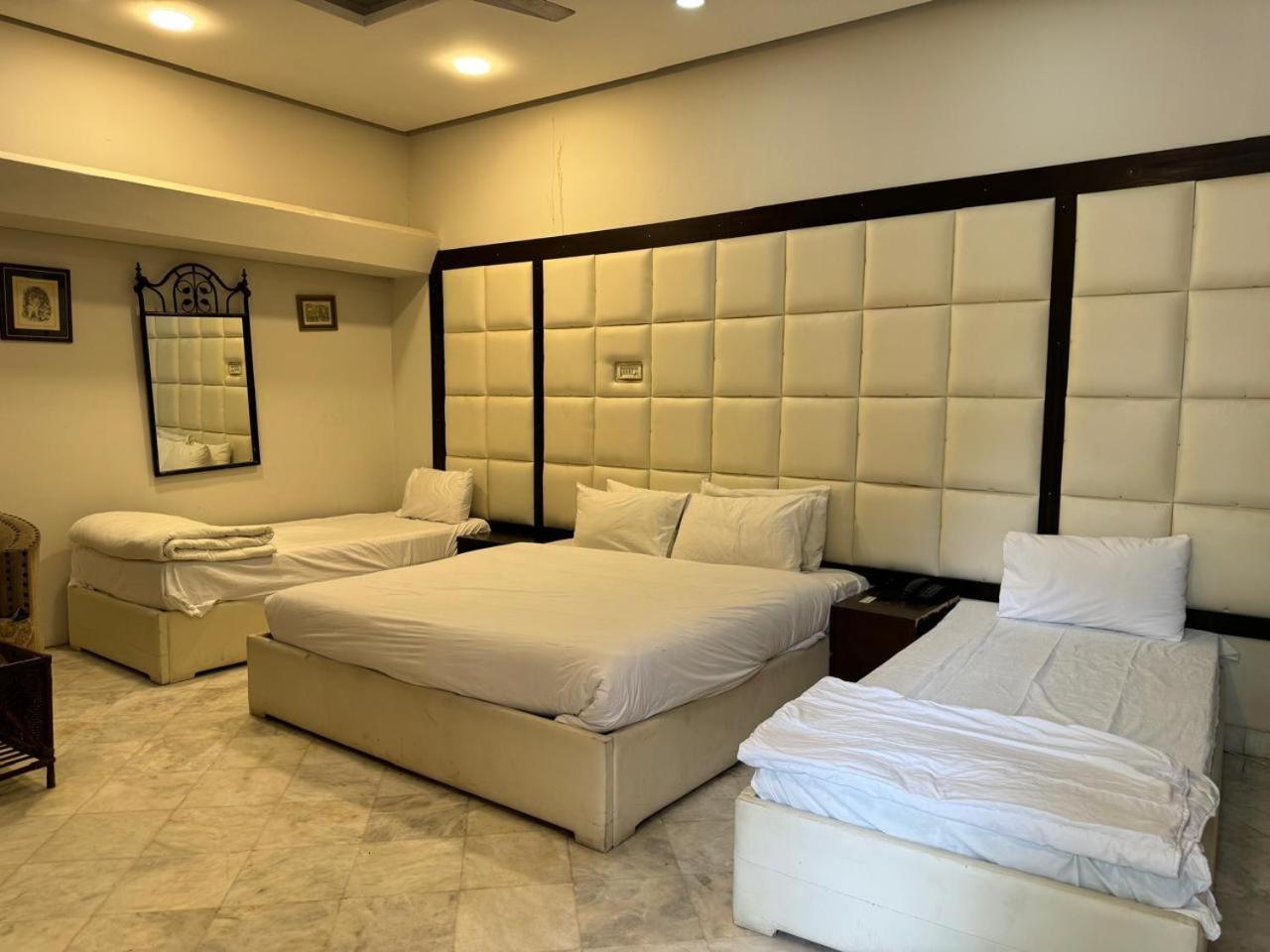 Casa Blanca Boutique Guest House Islamabad Exterior photo